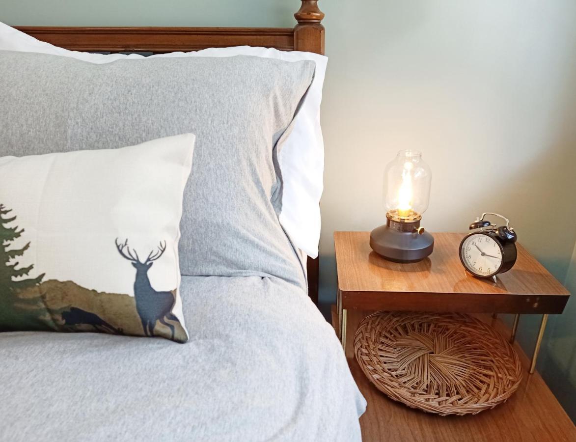 2Mins To Town, Ac & Sauna, Self Check-In, Full Kitchen, Free Laundry & Parking, Family Pet Friendly, Comfortably Sleeps Up To 10 Golden Luaran gambar